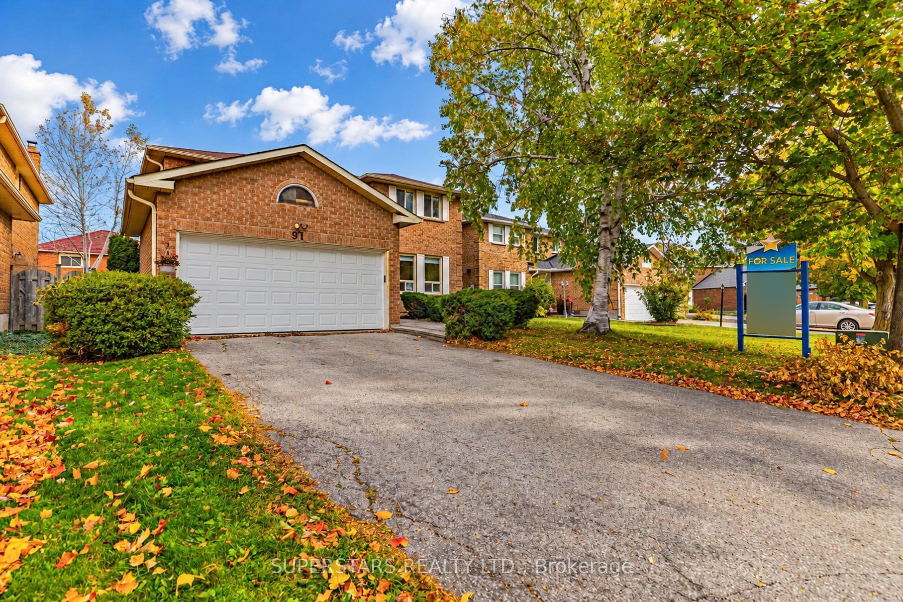 91 Forbes Crescent