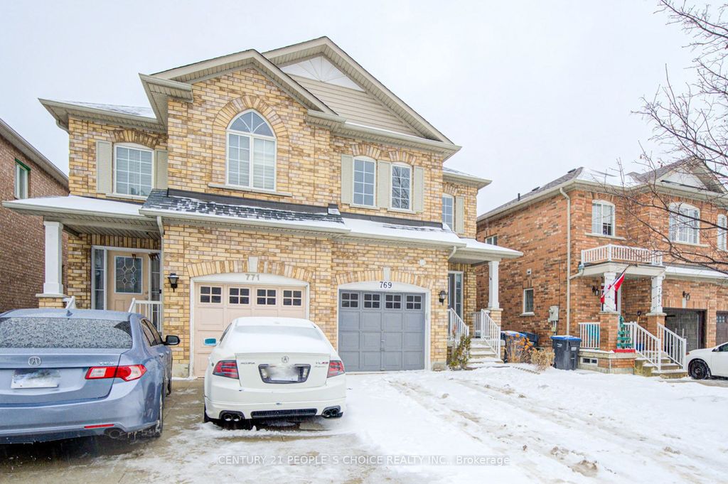 Photo of 769 Fable Crescent, Mississauga, ON L5W 1S1 (MLS # W12705034)