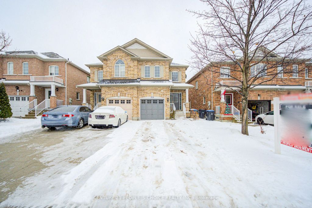 Photo of 769 Fable Crescent, Mississauga, ON L5W 1S1 (MLS # W12705034)