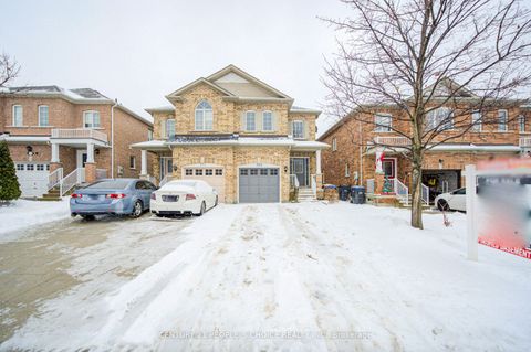 Property photo of 769 fable crescent, mississauga, ON l5w 1s1