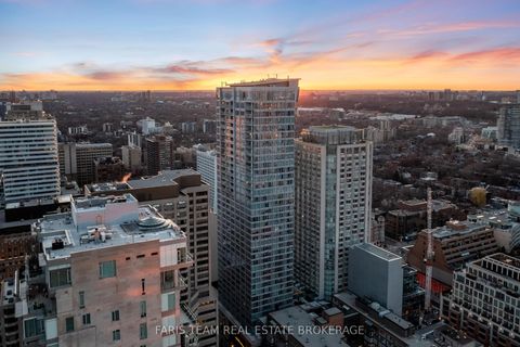 200 Cumberland Street 3501 Toronto ON M5R 0B7