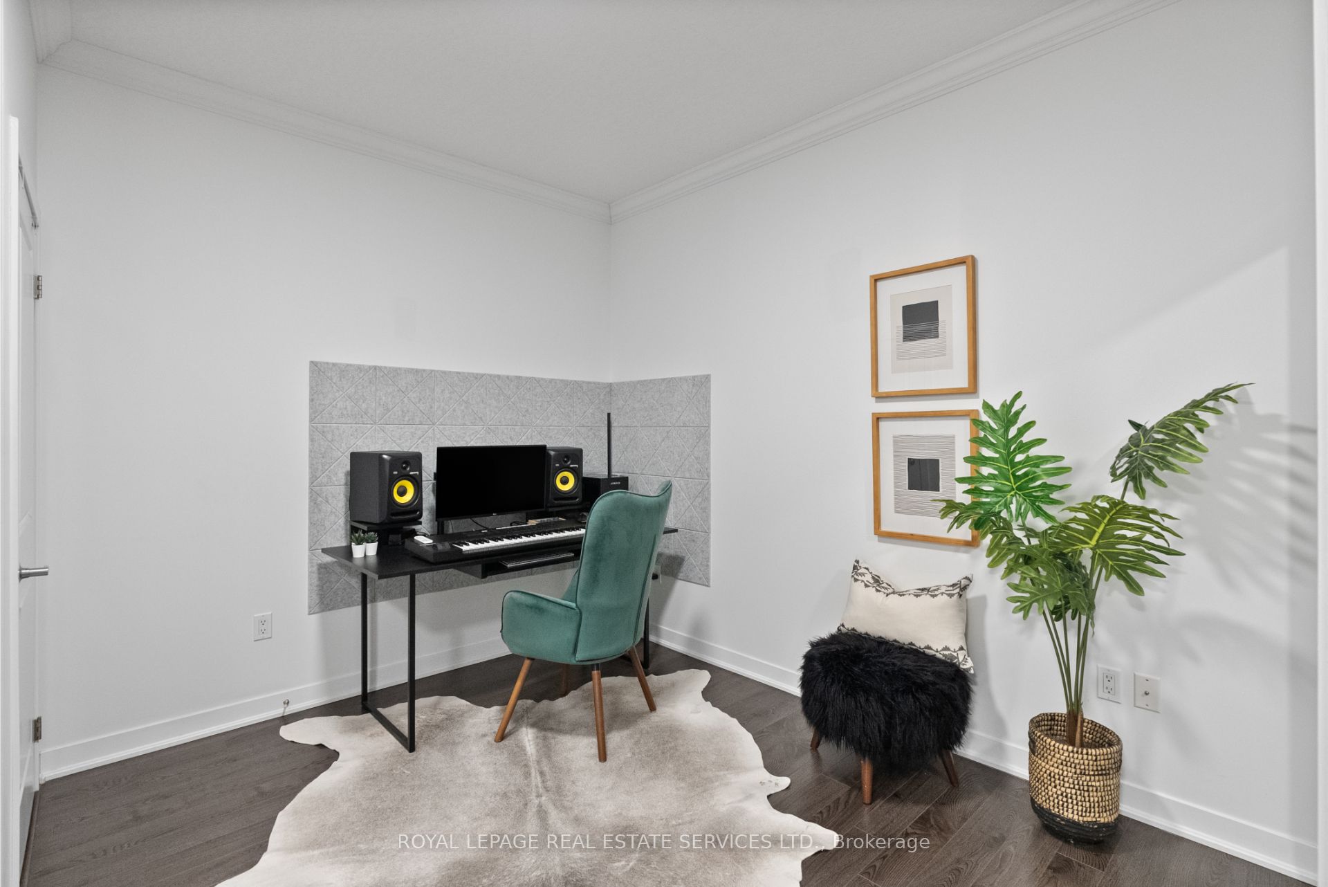 Hamilton, ON L8P 0B4, Canada, 2 Bedrooms Bedrooms, ,1 BathroomBathrooms,Residential,Active,5506