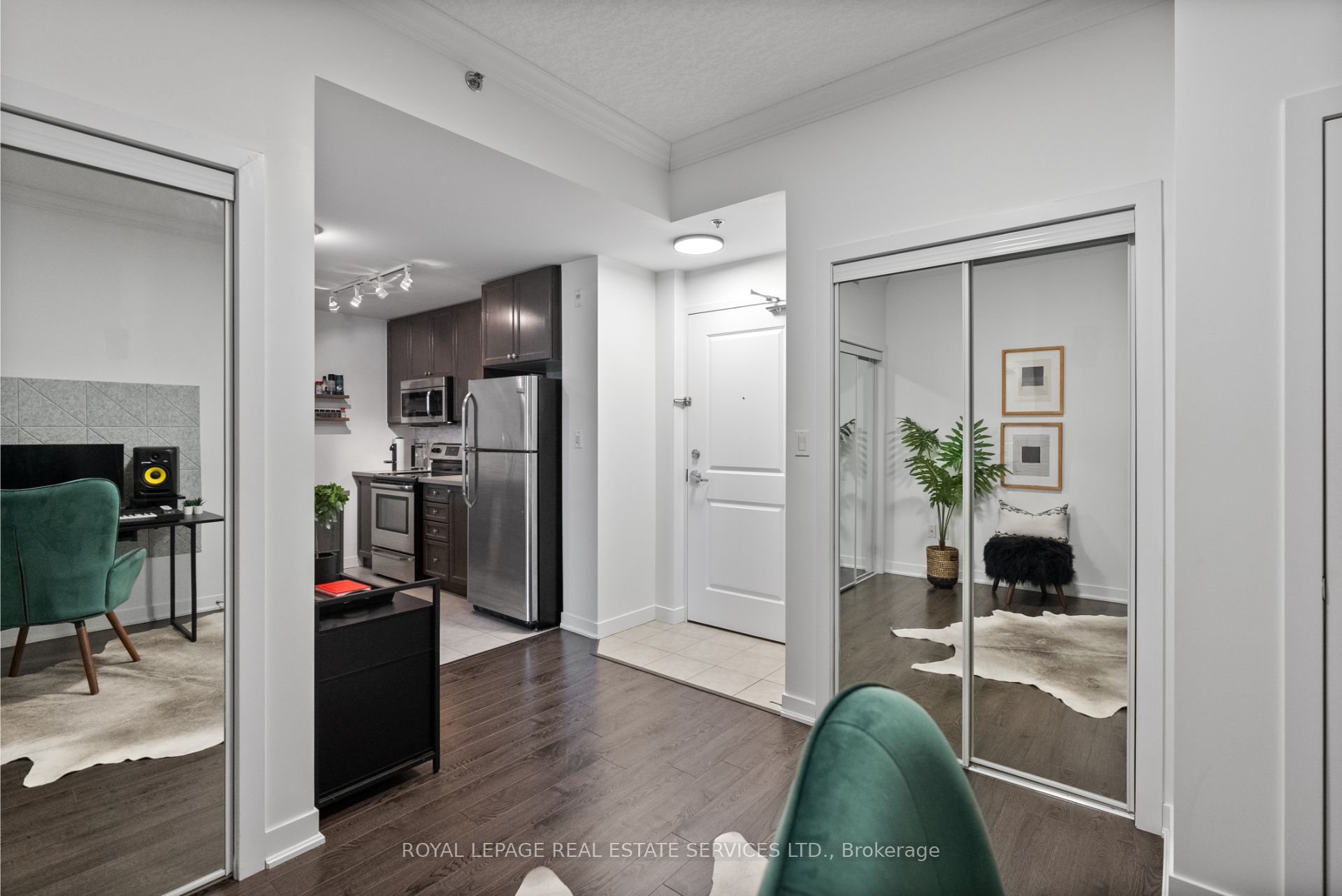 Hamilton, ON L8P 0B4, Canada, 2 Bedrooms Bedrooms, ,1 BathroomBathrooms,Residential,Active,5506