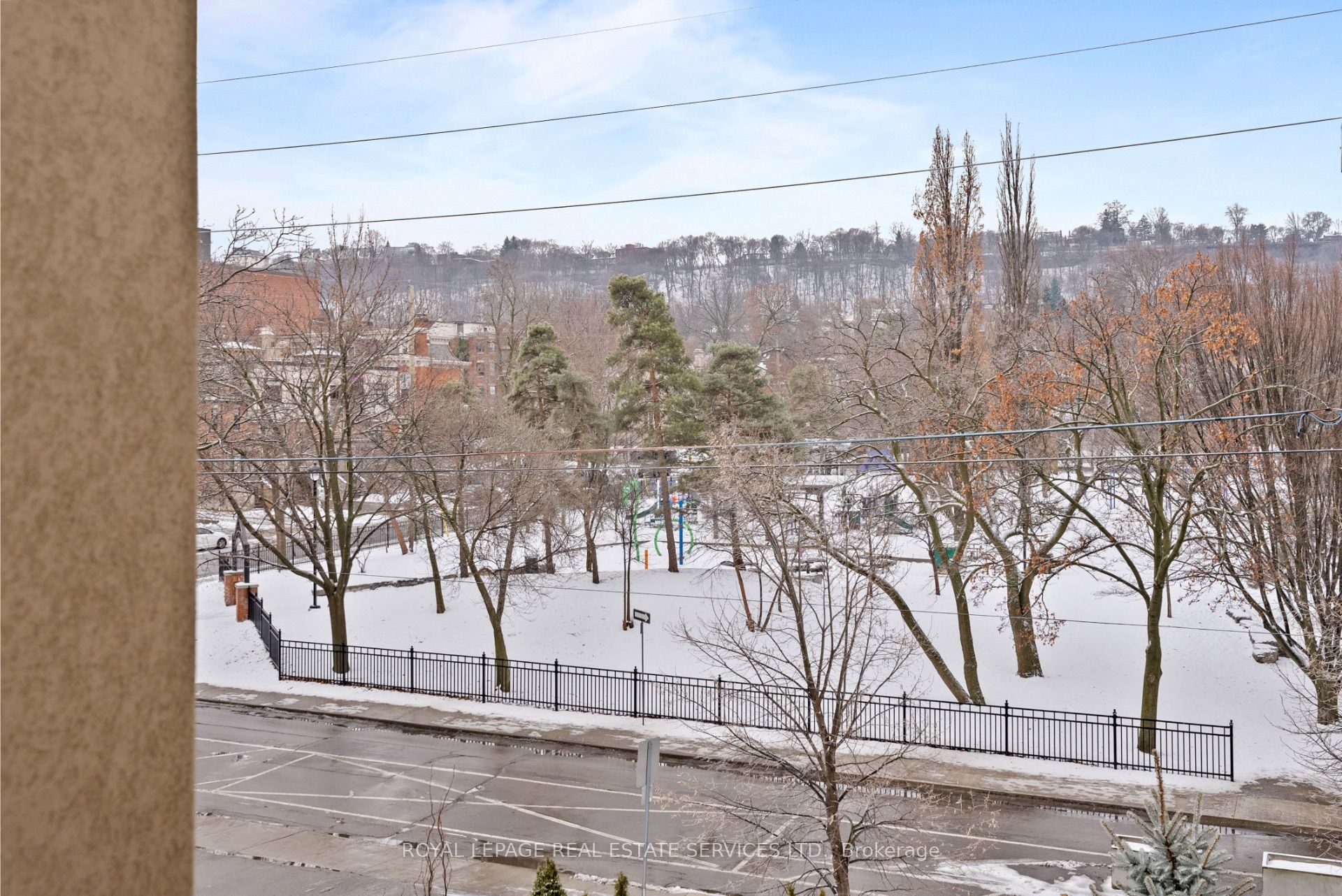 Hamilton, ON L8P 0B4, Canada, 2 Bedrooms Bedrooms, ,1 BathroomBathrooms,Residential,Active,5506