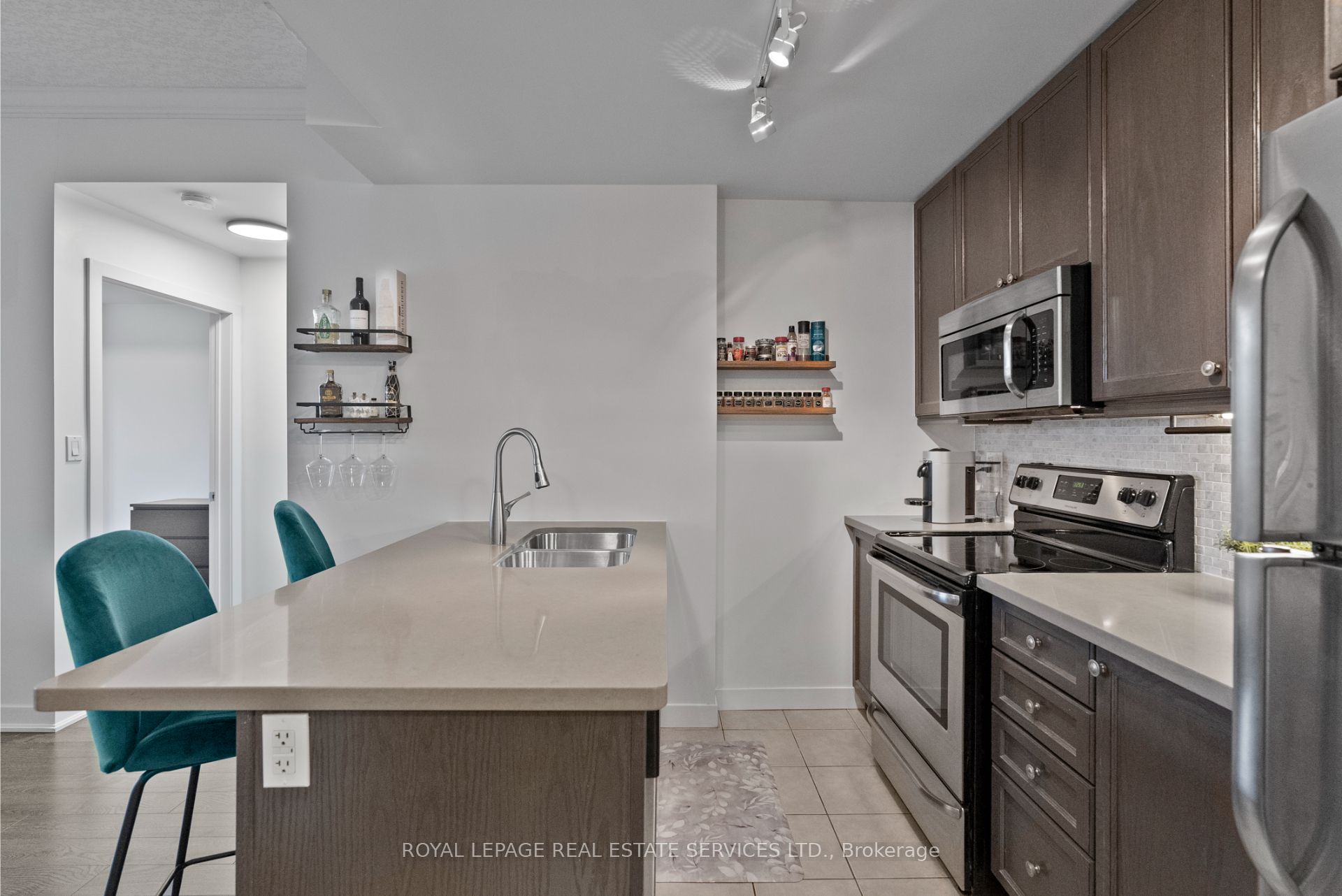 Hamilton, ON L8P 0B4, Canada, 2 Bedrooms Bedrooms, ,1 BathroomBathrooms,Residential,Active,5506