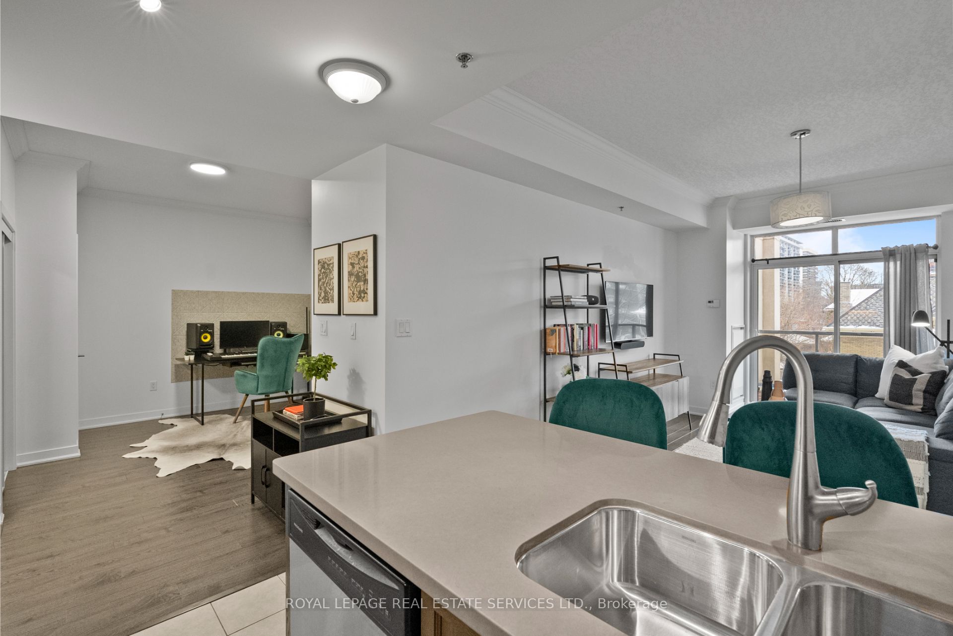 Hamilton, ON L8P 0B4, Canada, 2 Bedrooms Bedrooms, ,1 BathroomBathrooms,Residential,Active,5506