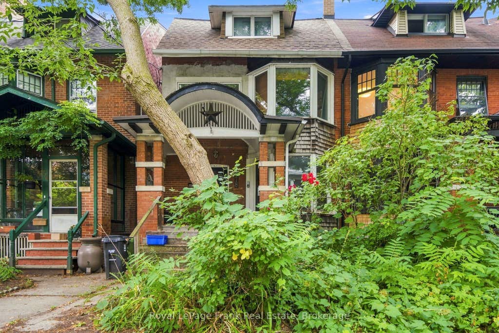 Photo of 778 Shaw Street, Toronto, ON M6G 3M1 (MLS # W13658396)