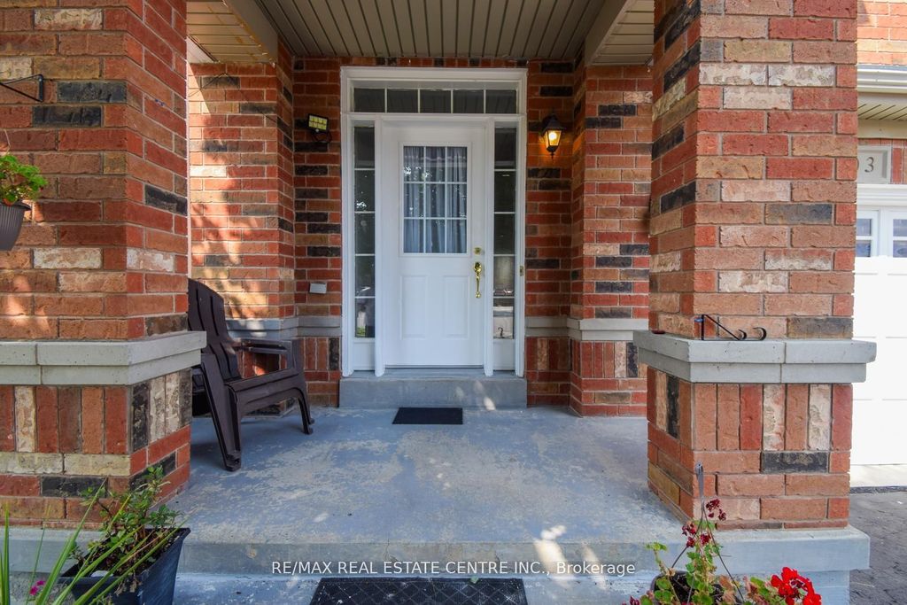 Photo of 103 Botavia Downs Drive, Brampton, ON L7A 3P6 (MLS # W13093206)