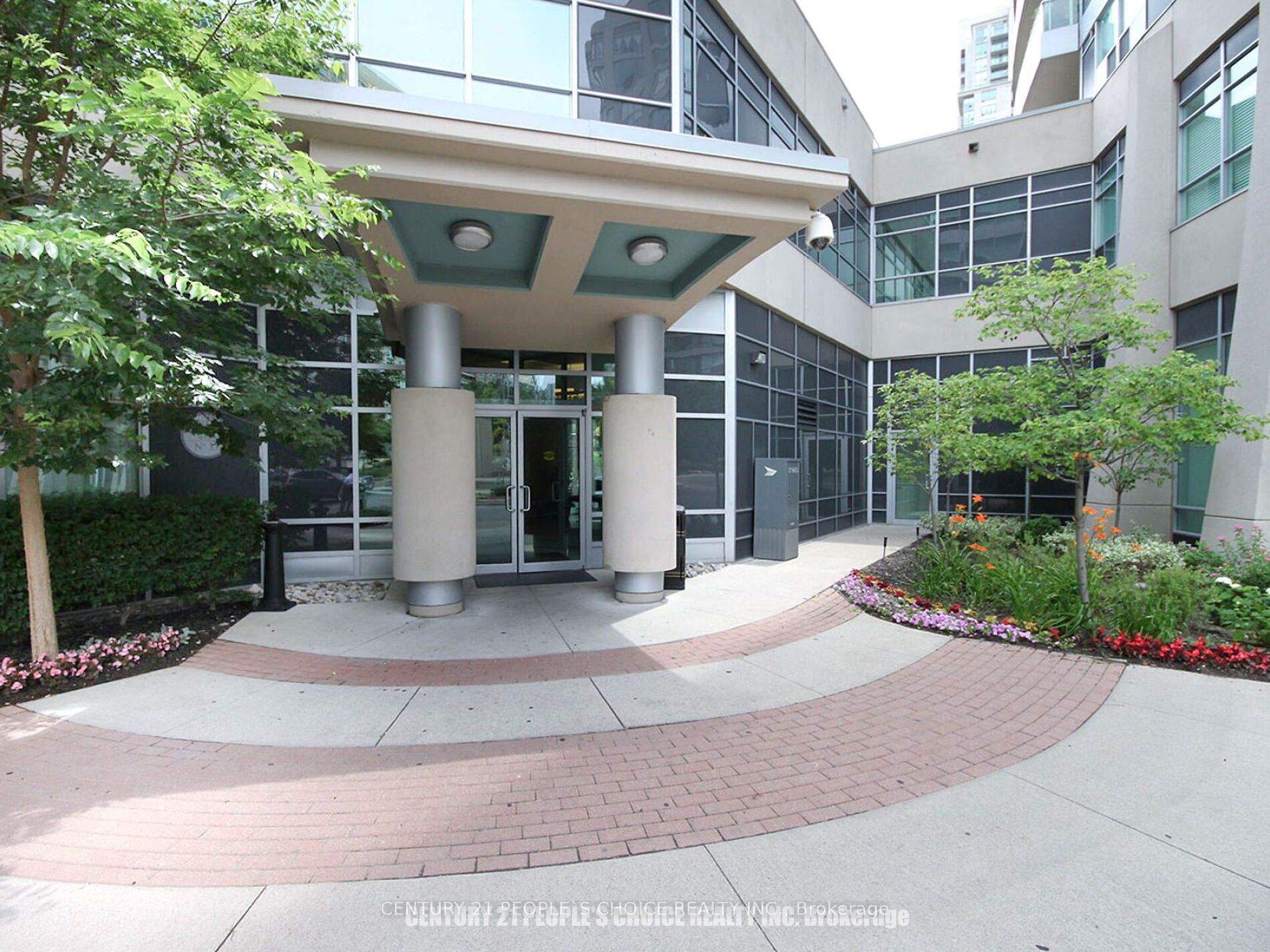 1 Elm Drive 903