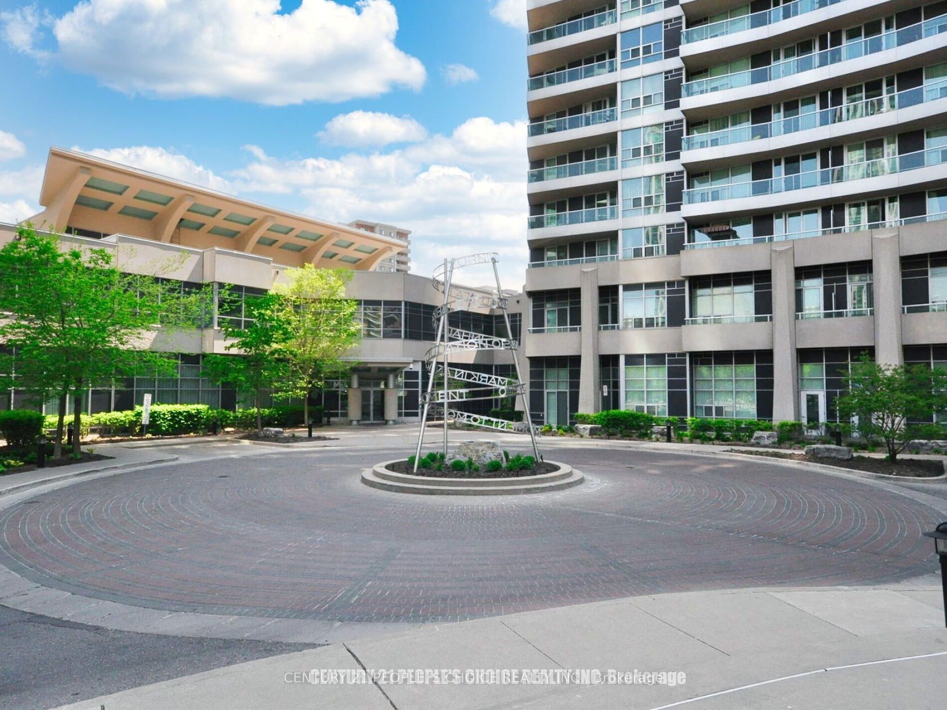 1 Elm Drive 903