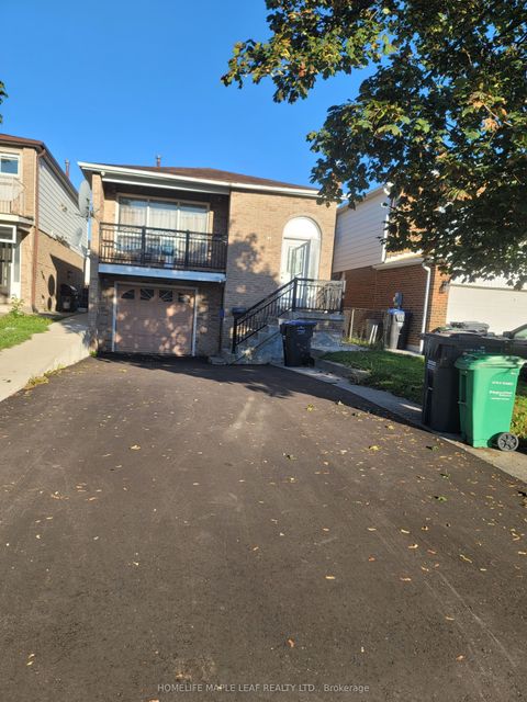 10 Pickard Lane Brampton ON L6Y 2M5