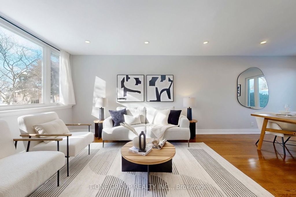 Photo of 26 Balaby Crescent, Toronto, ON M3C 2B7 (MLS # C12788064)