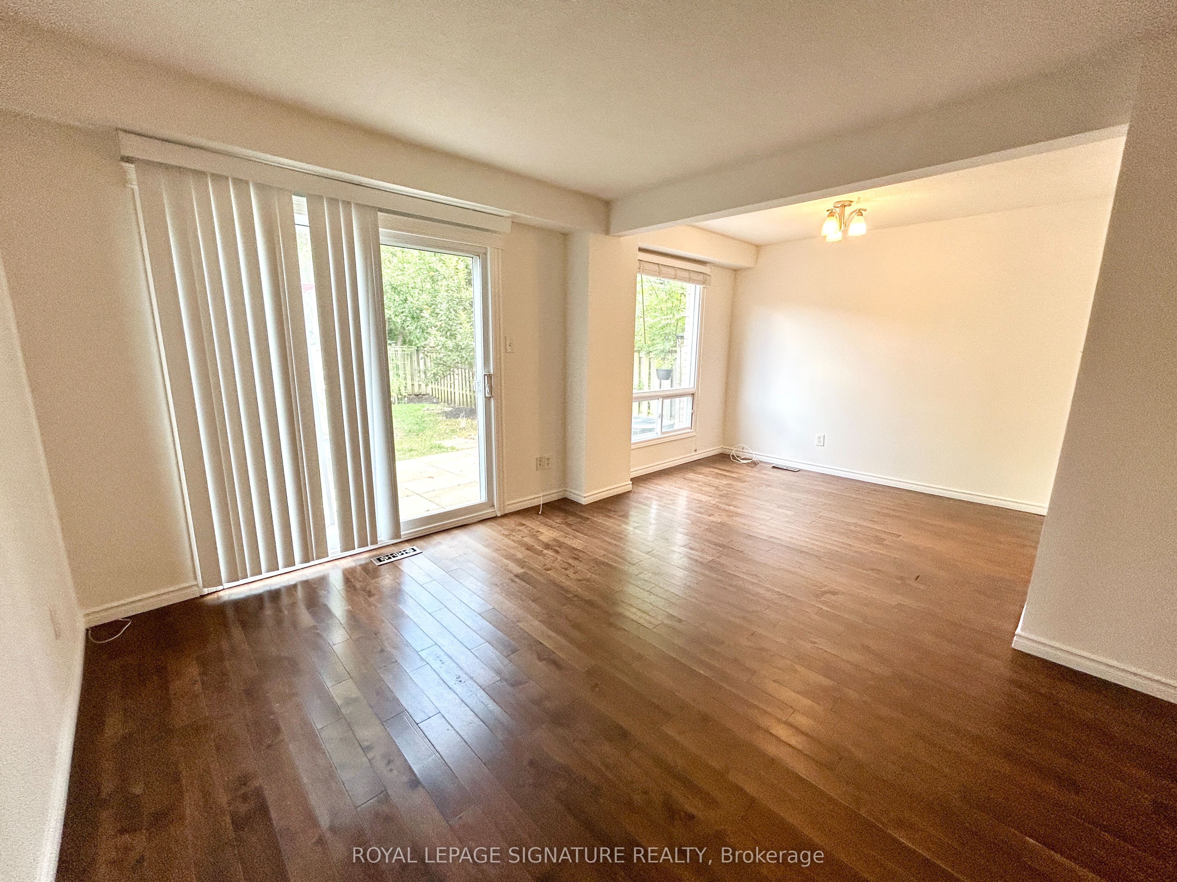 2682 Romark Mews
