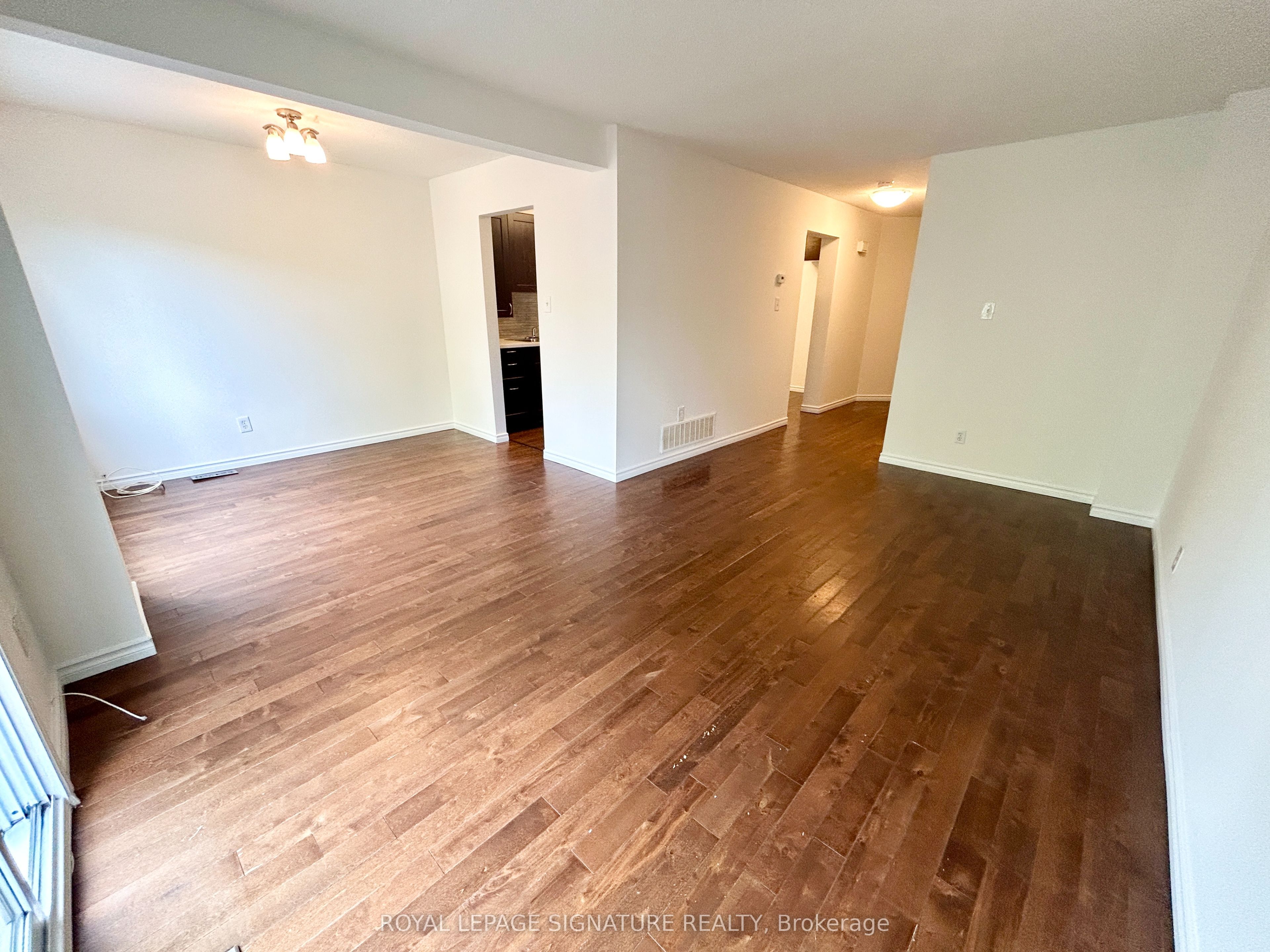 2682 Romark Mews