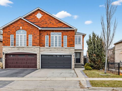 1485 Pinecliff Road Oakville ON L6M 4A8