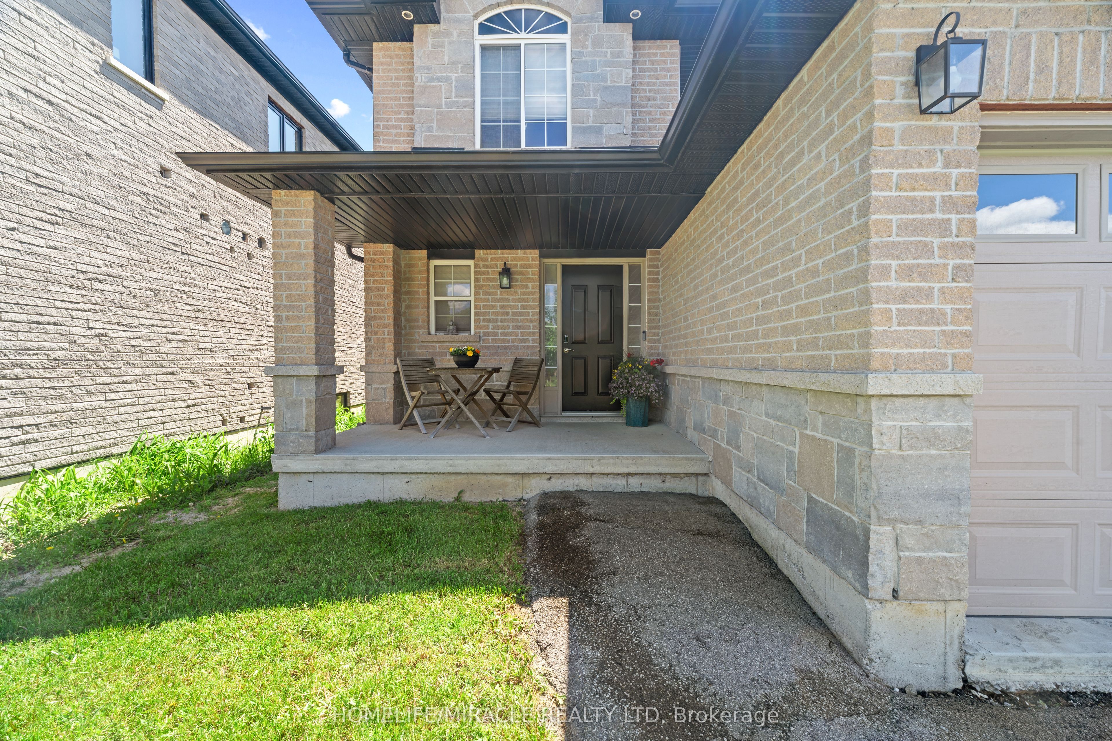 21 Davinci Boulevard
