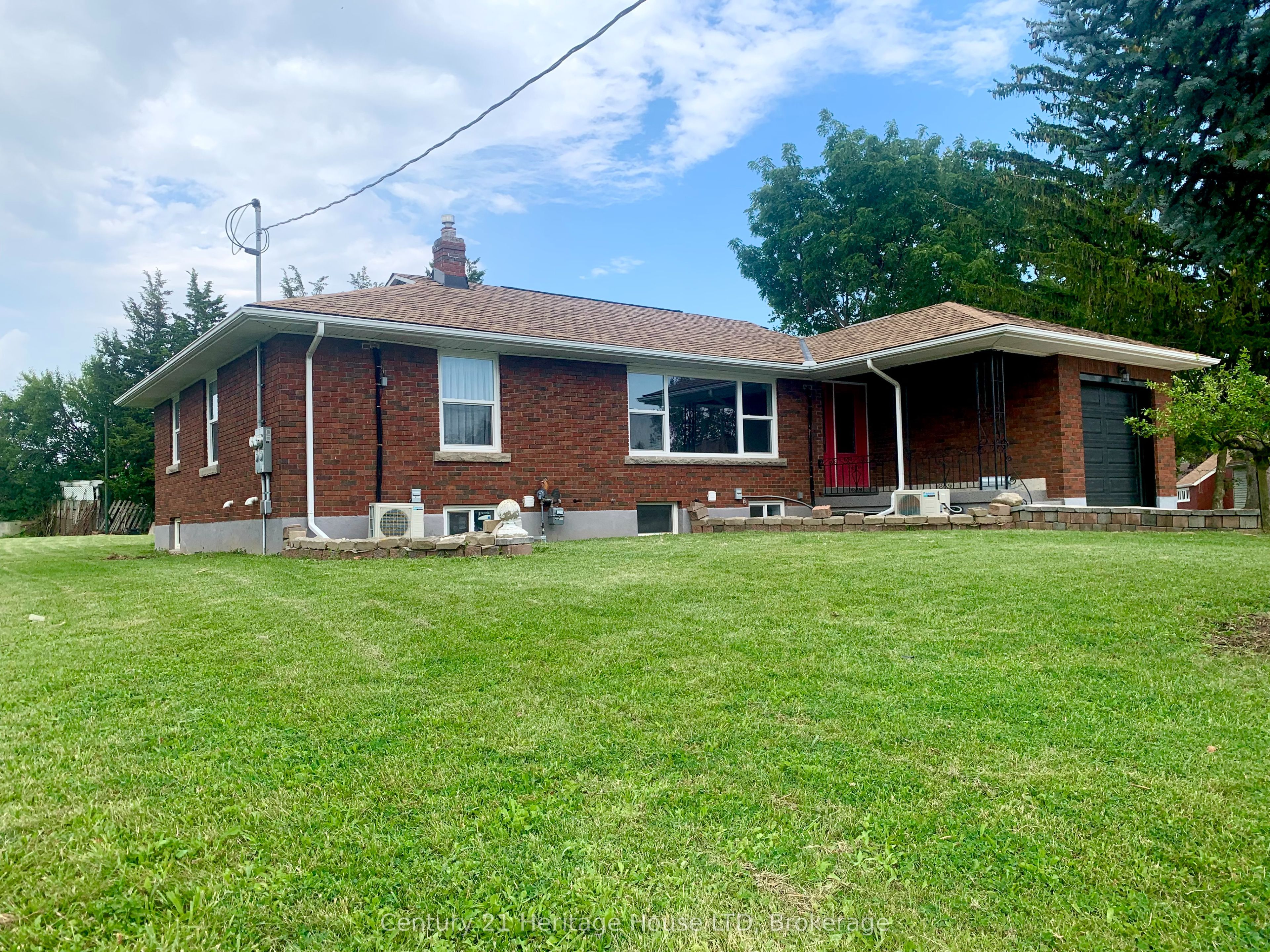 2 Foley Crescent