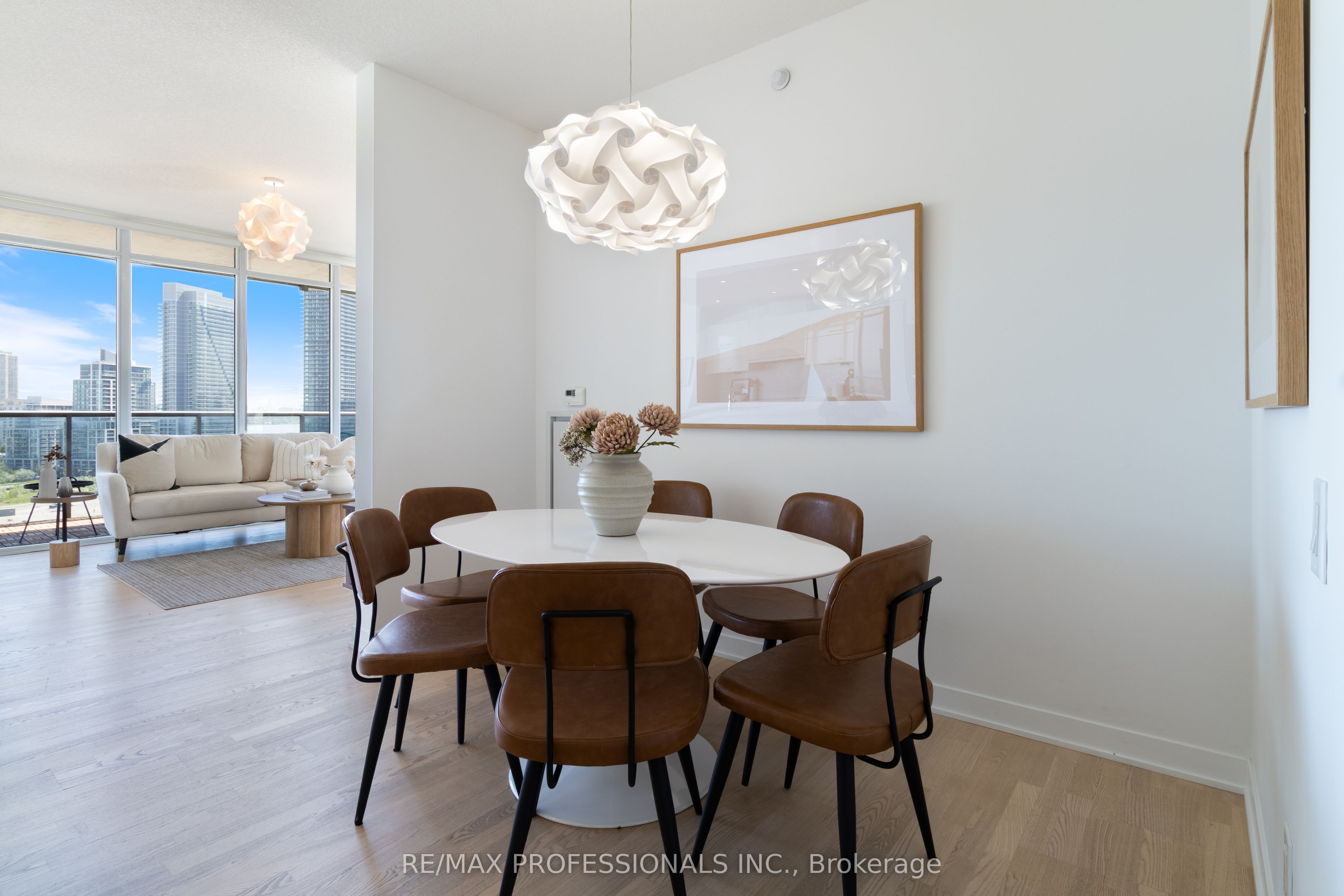90 Park Lawn Road 1708