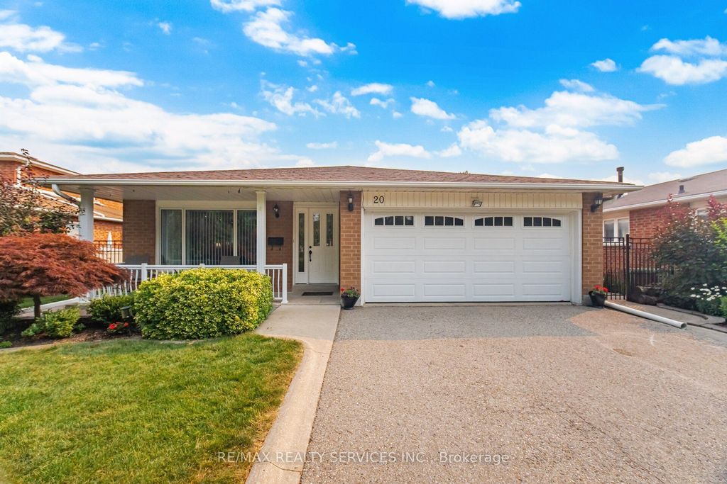 Photo of 20 Malcolm Crescent, Brampton, ON L6S 3C8 (MLS # W13575932)