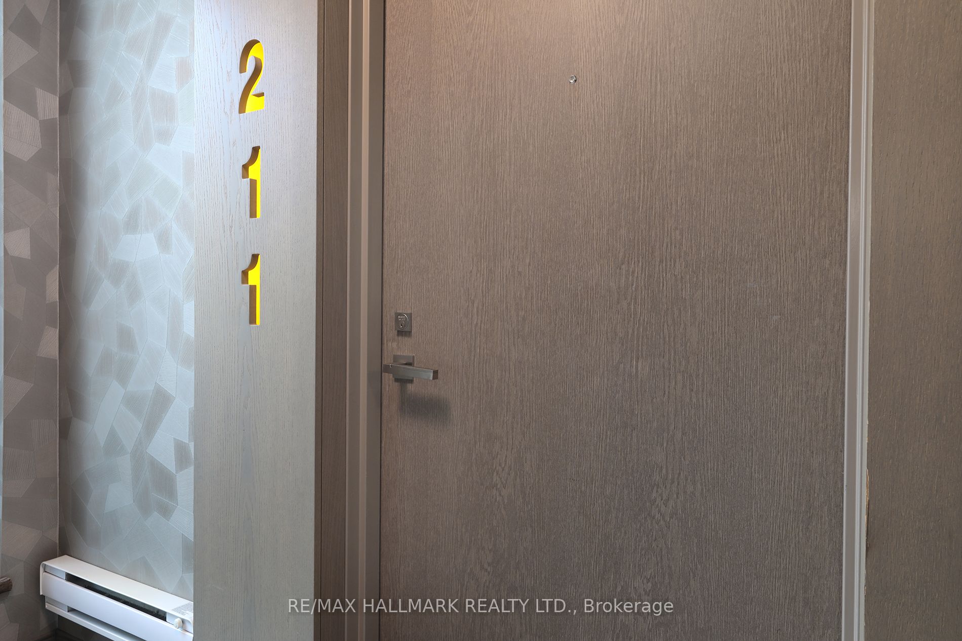 109 Ossington Avenue 211