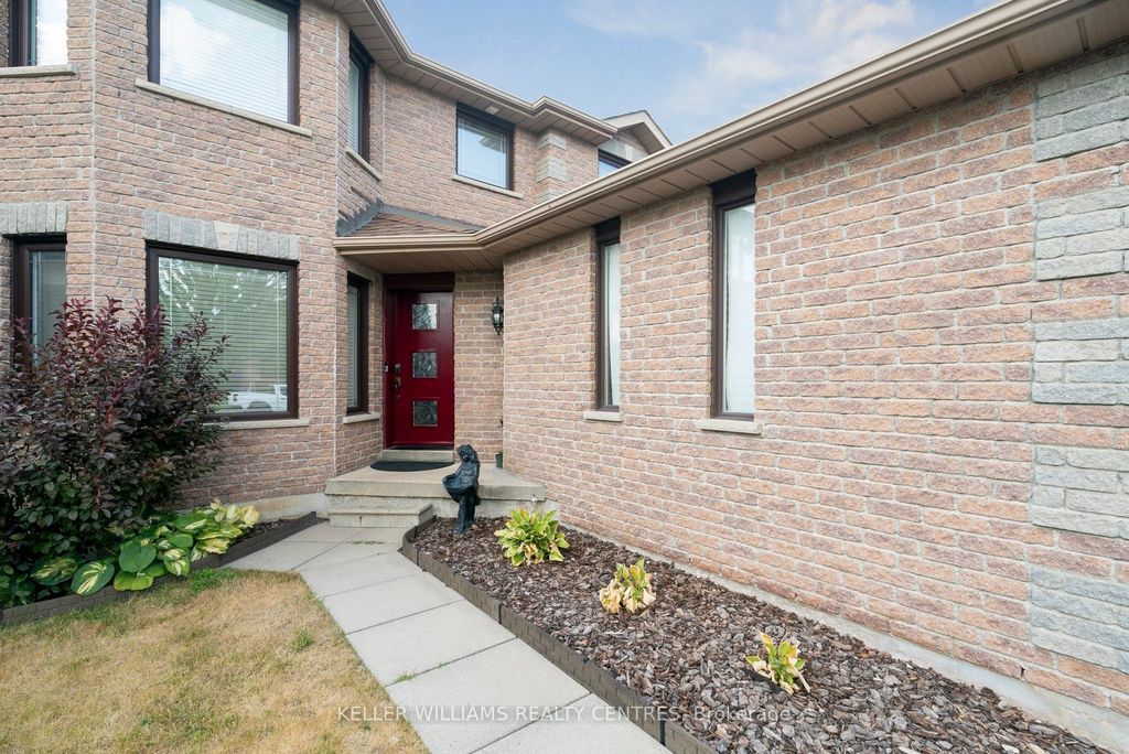 Photo of 78 Stephanie Lane, Barrie, ON L4N 0V9 (MLS # S12907268)