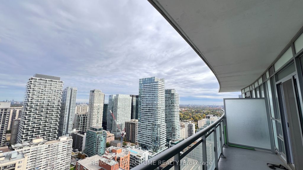 Photo of 89 Dunfield Avenue #2904, Toronto, ON M4S 0A4 (MLS # C12510752)