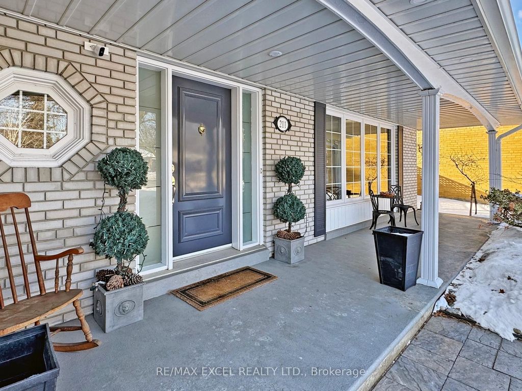 Photo of 211 The Westway N/A, Toronto, ON M9R 1E9 (MLS # W12718968)