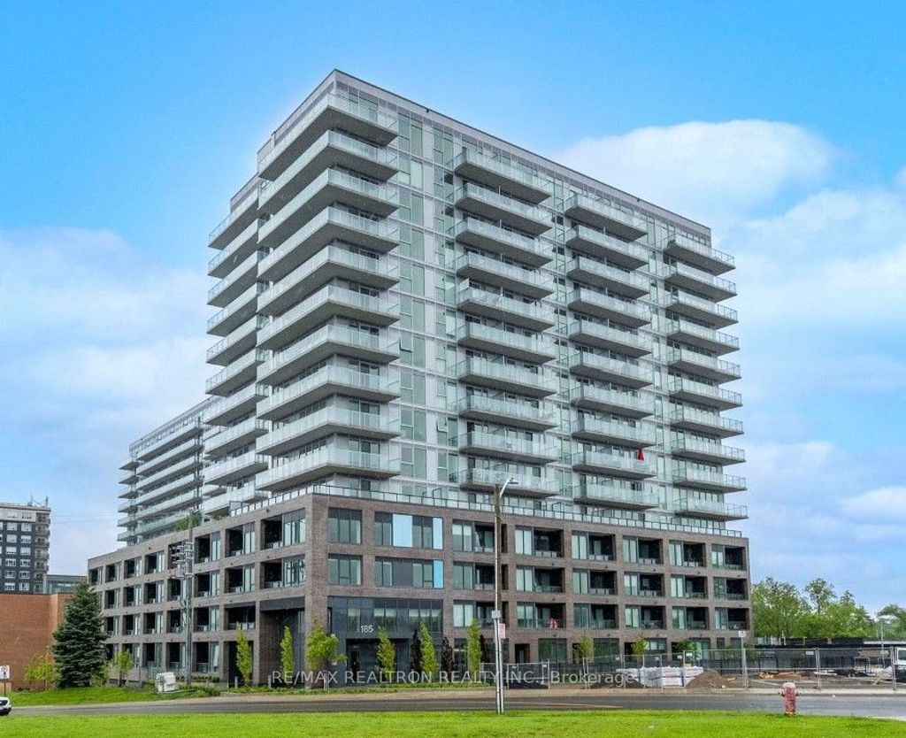 Photo of 185 Deerfield Road #301, Newmarket, ON L3Y 0G7 (MLS # N12719612)