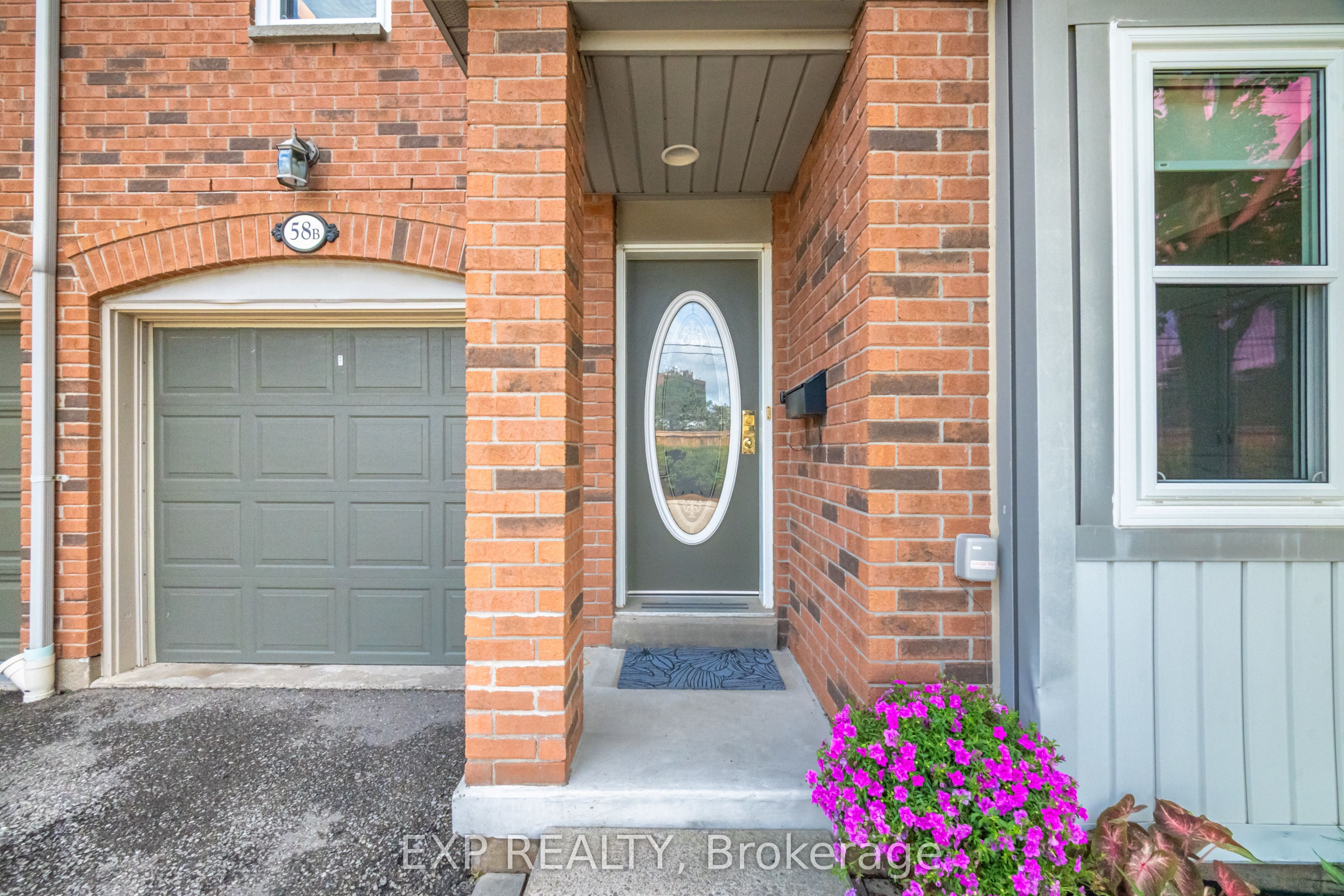 5865 Dalebrook Crescent 58B