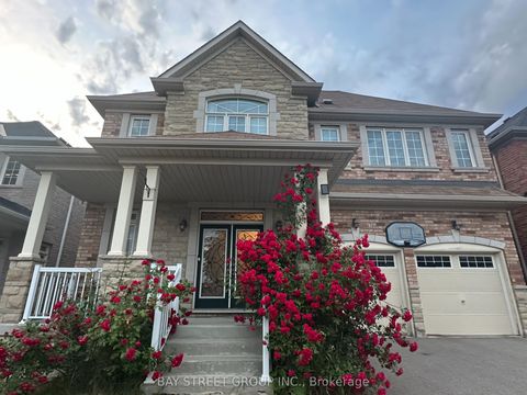90 Gable Avenue N Markham ON L6C 2W6