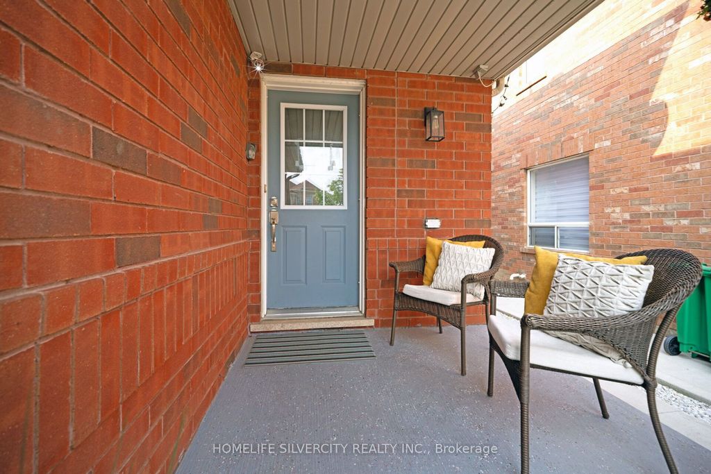 Photo of 119 Herdwick Street, Brampton, ON L6S 0A5 (MLS # W12705298)
