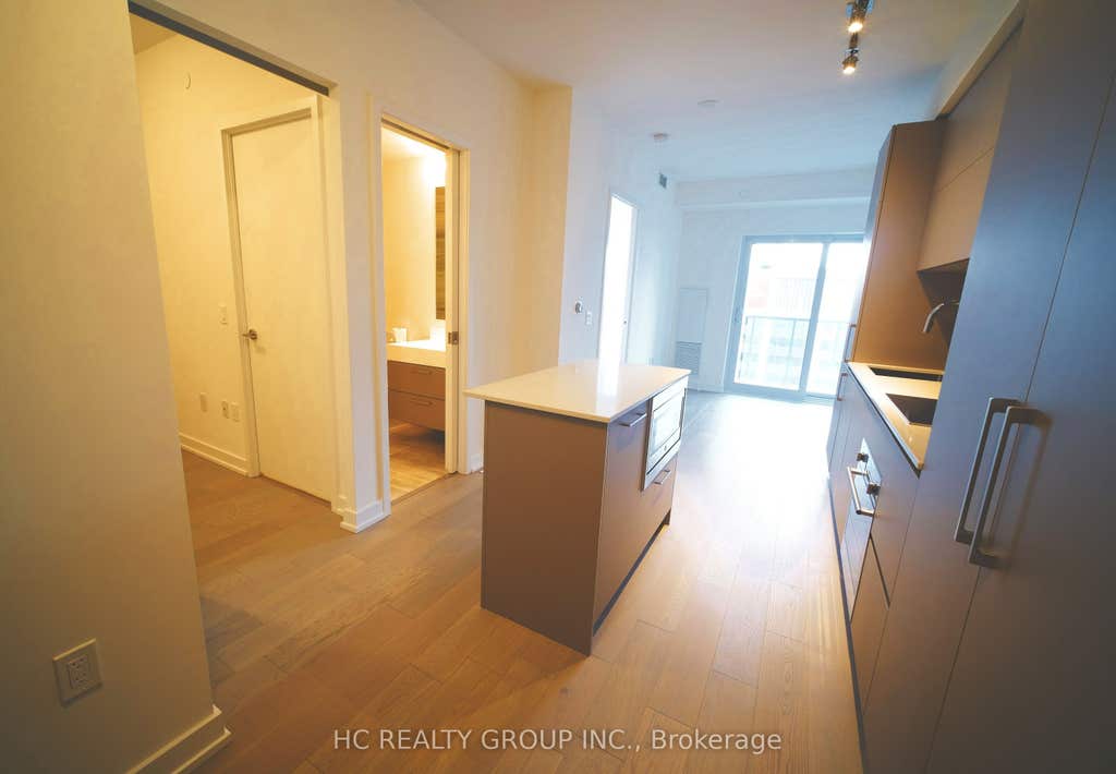 Photo of 1 Yorkville Ave 4512 Avenue, Toronto, ON M4W 0B1 (MLS # C13637826)