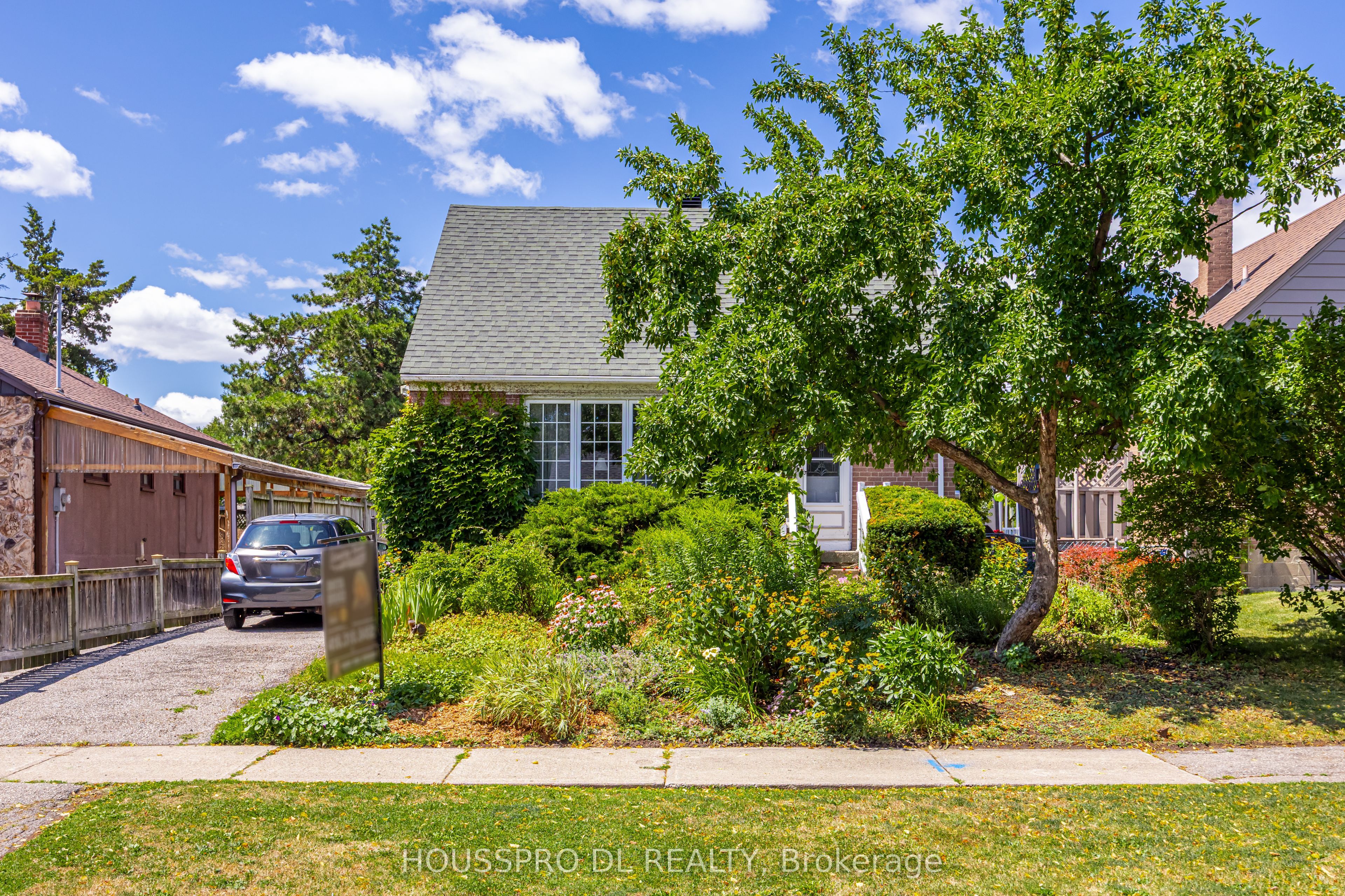 42 Chalfont Road