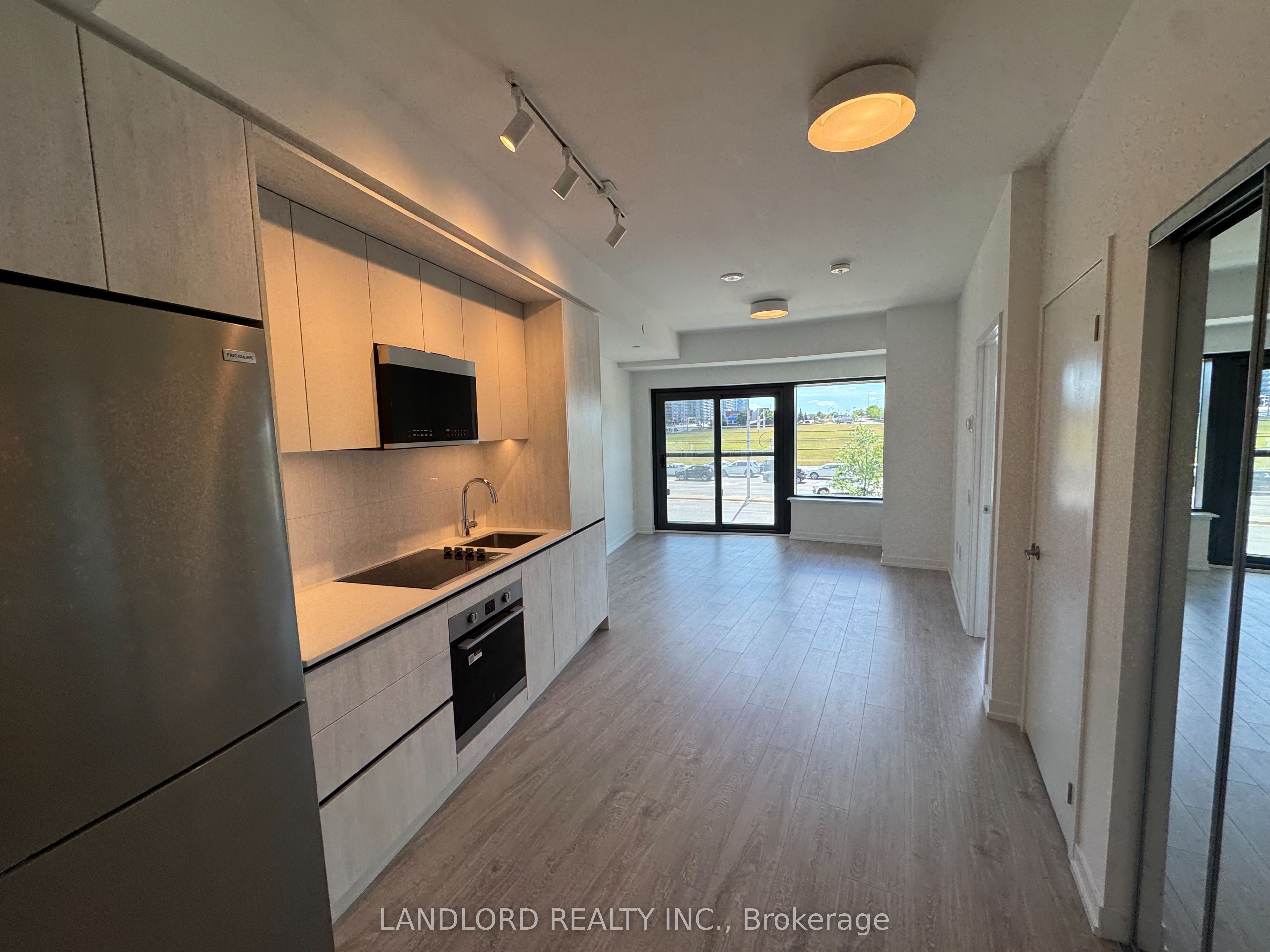 2485 Eglinton Avenue W 321