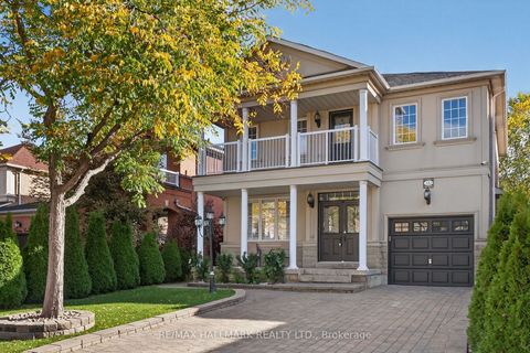 102 Destino Crescent Vaughan ON L4H 3E1