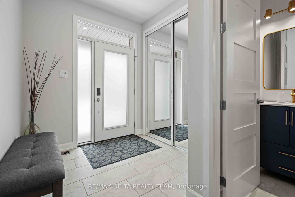 Photo of 58 HACKAMORE Crescent, Stittsville - Munster - Richmond, ON K0A 2Z0 (MLS # X12533148)