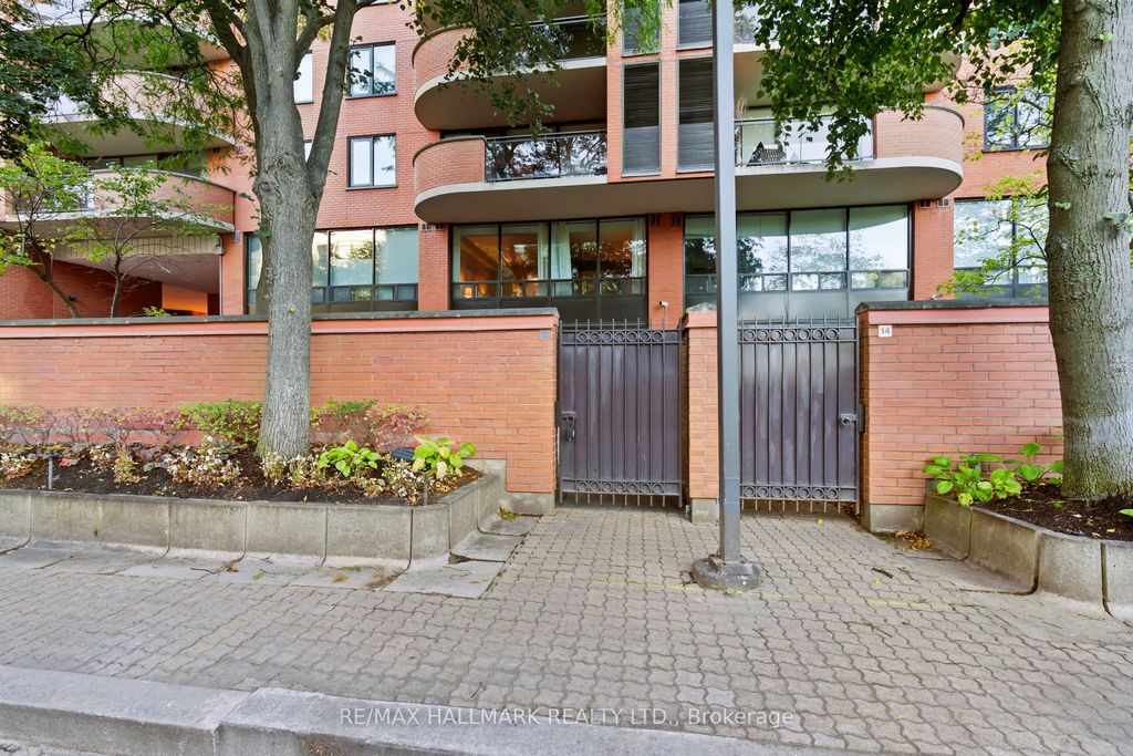 Photo of 260 Heath Street W #TH 15, Toronto, ON M5P 3L6 (MLS # C12463929)
