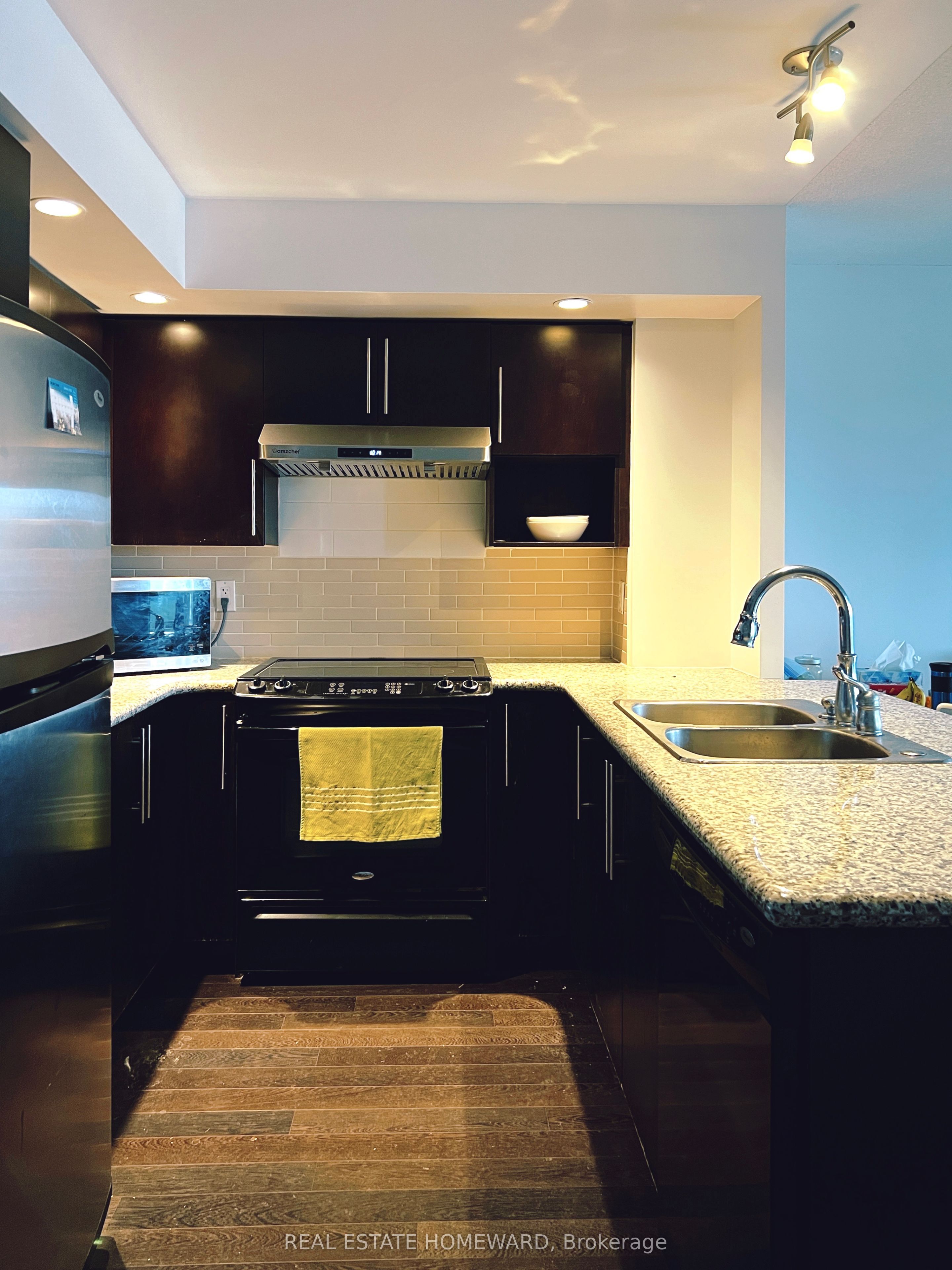 23 Cox Boulevard 1259