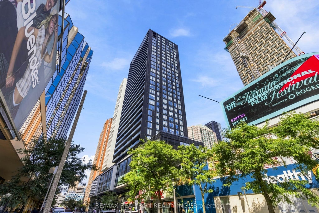 Photo of 20 Edward Street #813, Toronto, ON M5G 0C5 (MLS # C13712644)