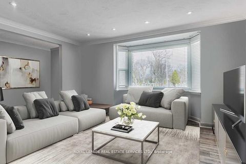 2289 Lawrence Avenue W Toronto ON M9P 2A7