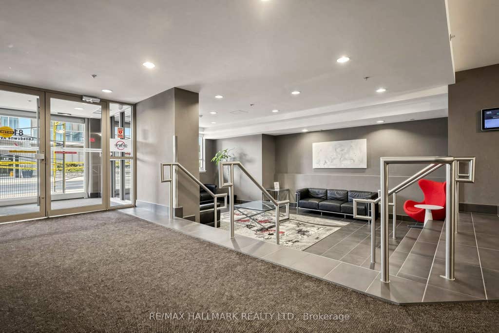 Photo of 812 Lansdowne Avenue #1119, Toronto, ON M6H 4K5 (MLS # W13614182)