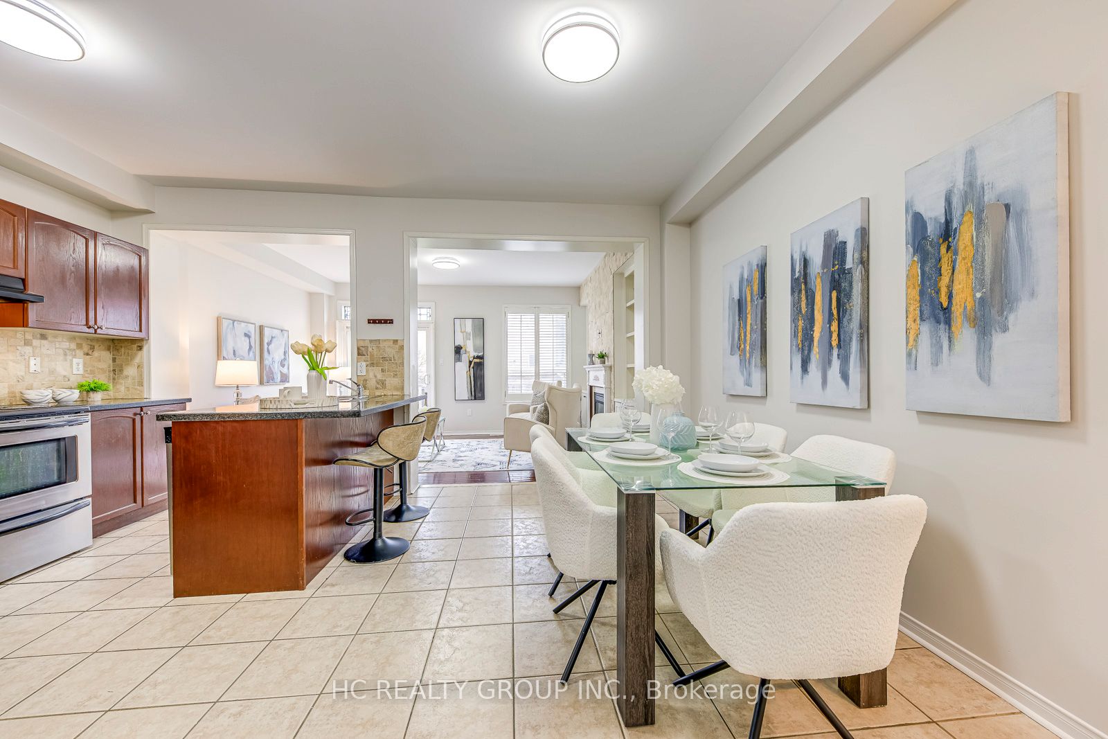 2344 Stone Glen Crescent