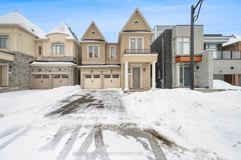 Property photo of 118 milky way drive, richmond hill, ON l4c 4m8