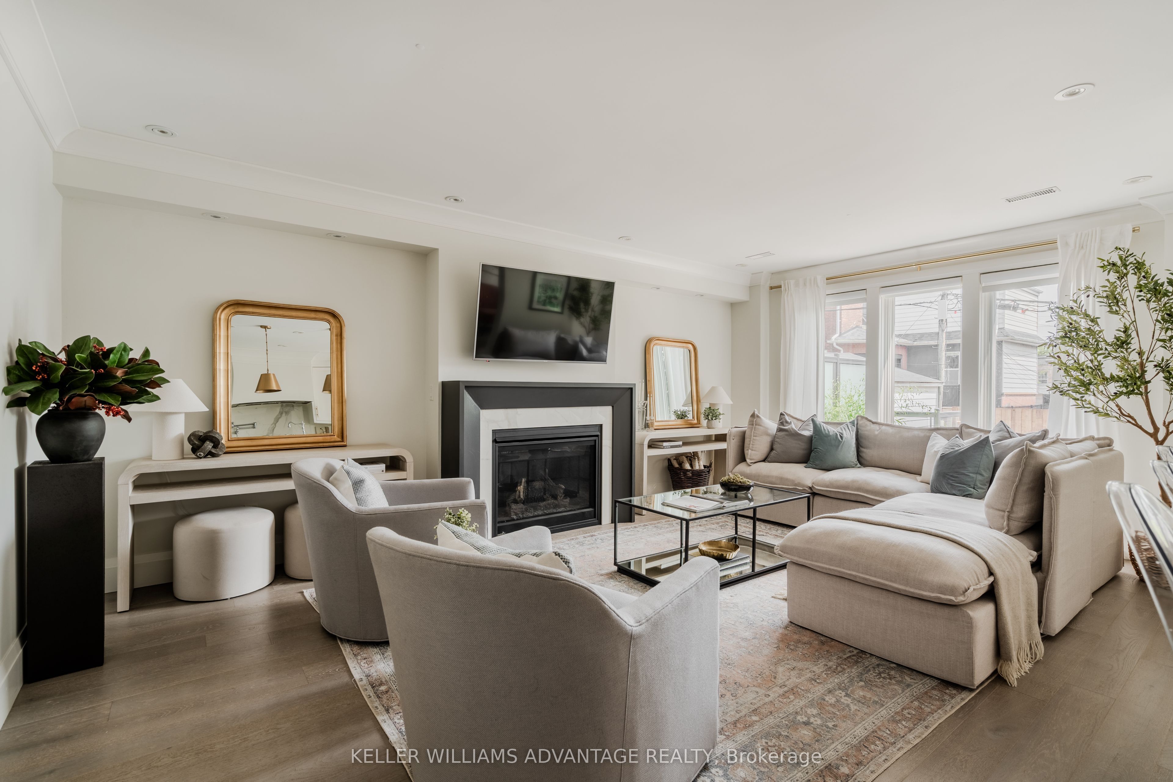 35 Duart Park Road