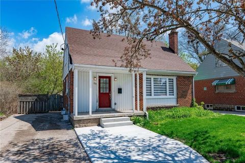 723 HAGER Avenue B Burlington ON L7S 1R2