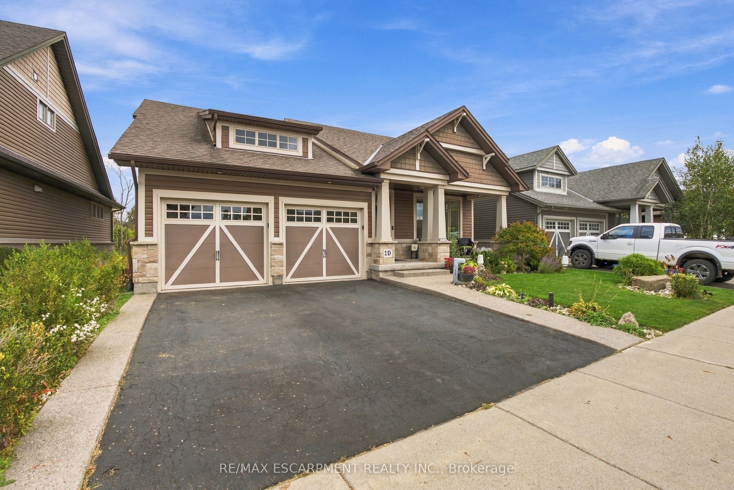 19 BROOKSIDE Terrace