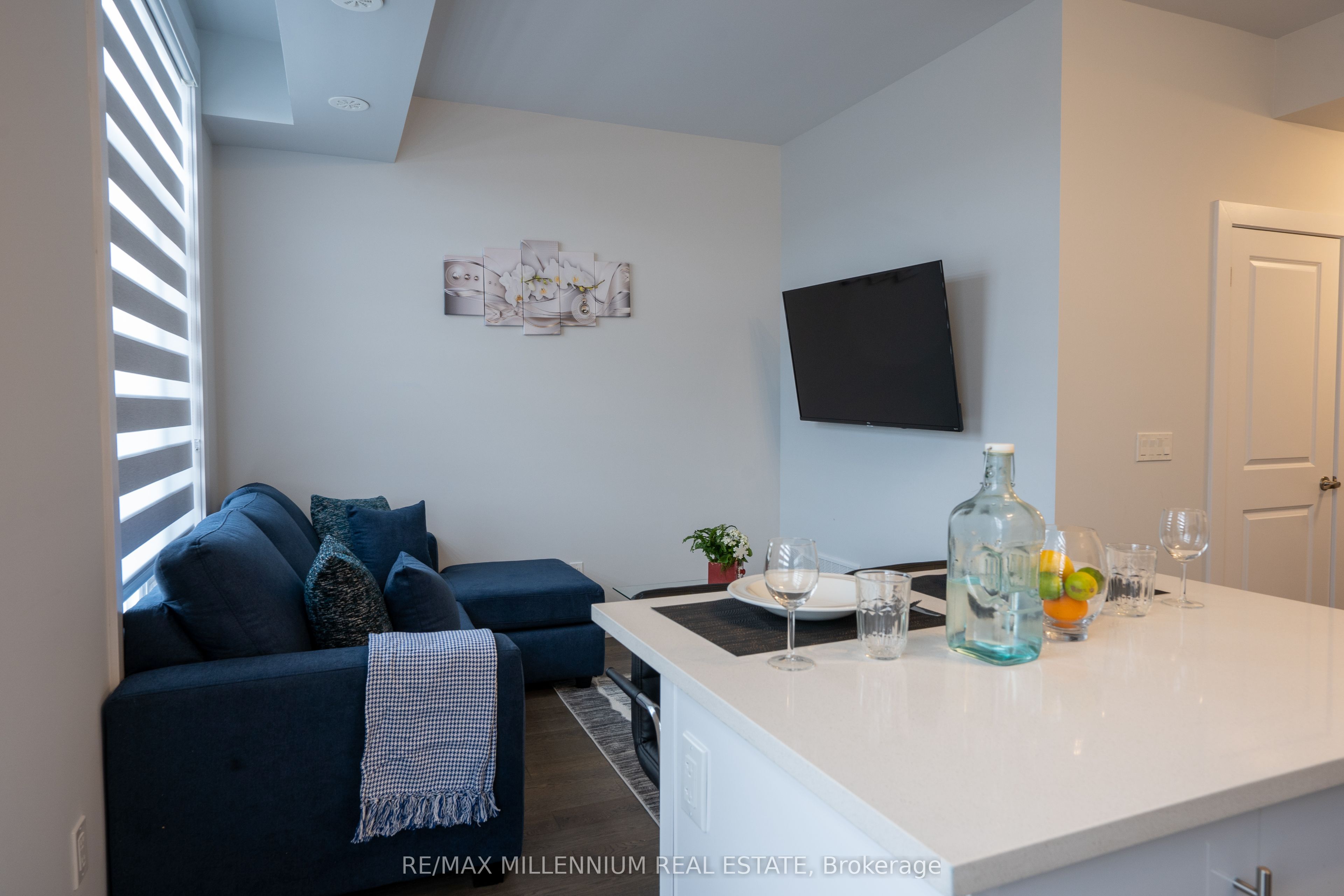 9560 Islington Avenue U221