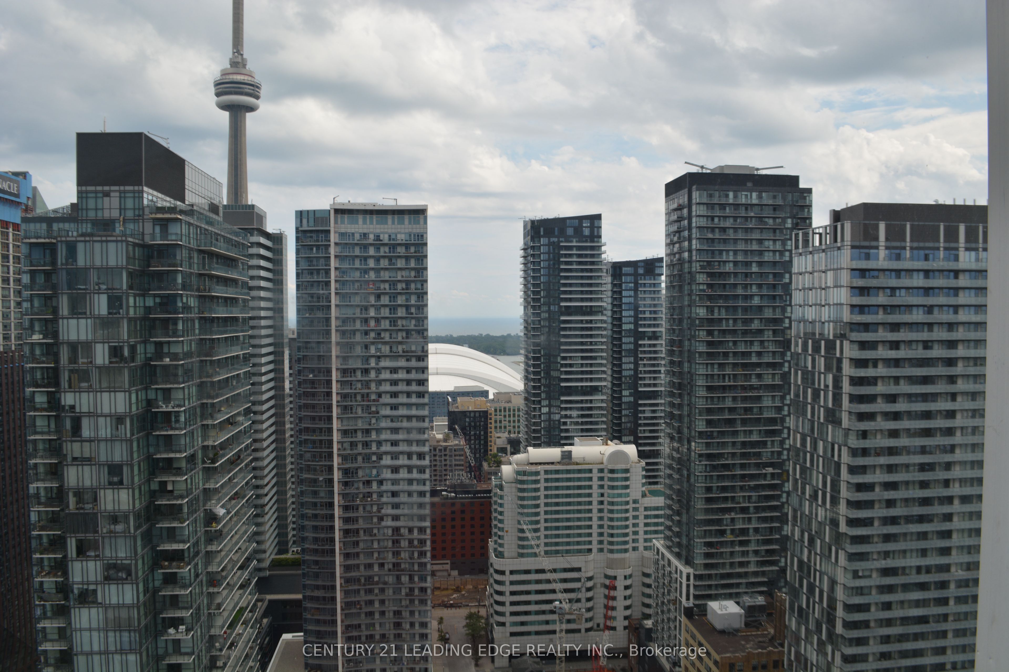 318 Richmond Street W 3806