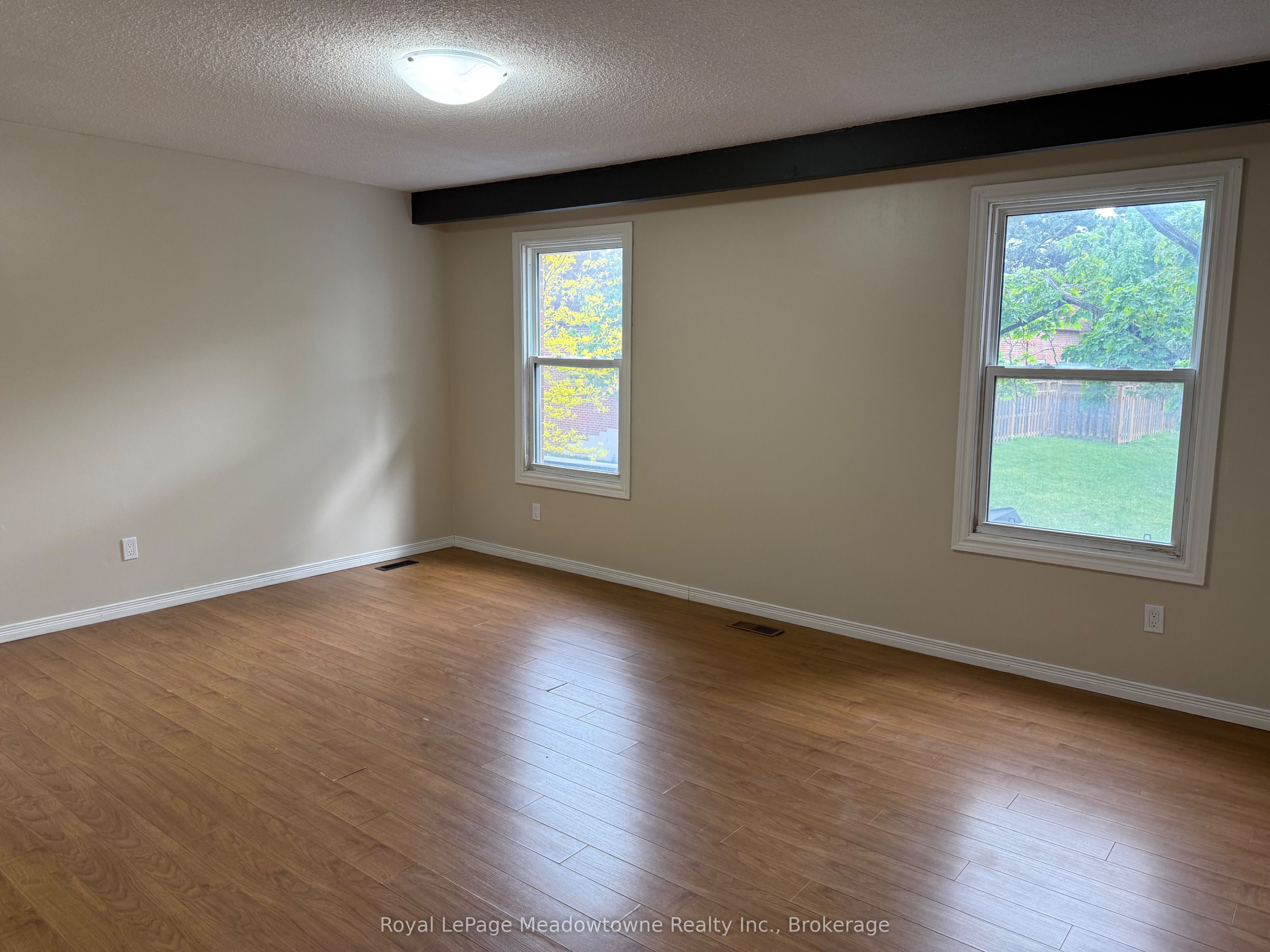 235 Bronte Street 2