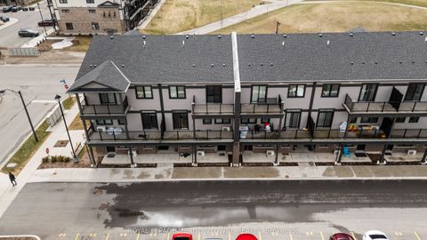 Photo of 182 Oat Lane #6, Kitchener, ON N2R 0S8 (MLS # X12657030)